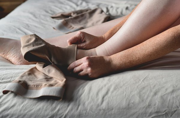 Chaussettes de contention femme classe 2 : confort et style